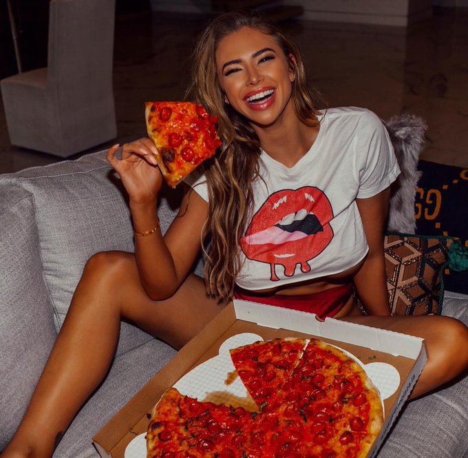 2 pic. Pizza Party for One ??? #IMissSharing #QuarantineLife ❤️ Which is your favorite? Right or Left