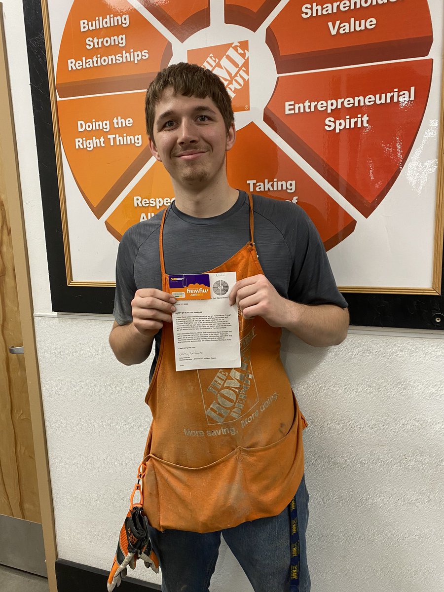 D21/22 Devan celebrating Success Sharing Weekend! Thank you for all you do. <a href="/jody_delicato/">Jody Delicato</a> <a href="/HauckJenny/">Jenny Hauck</a>