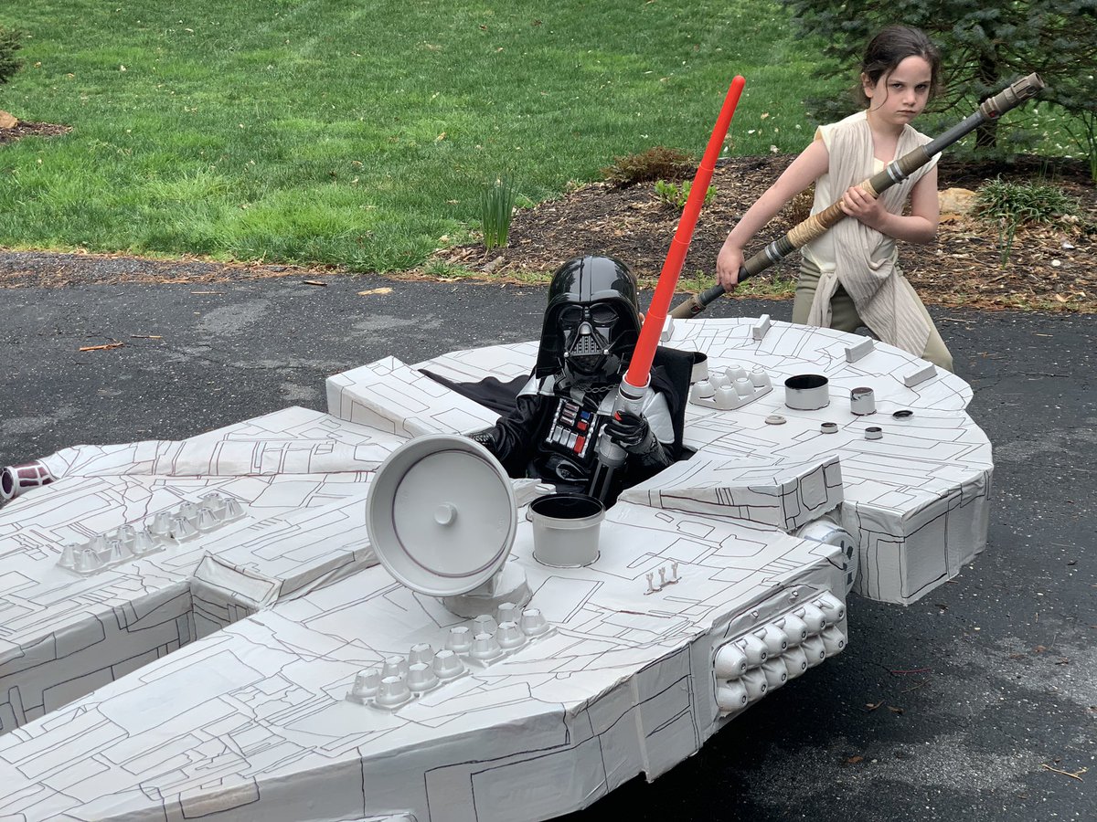 Jacqie5's tweet photo. The Millennium Falcon made out of reusable materials. https://t.co/kv5sTNg2Tz