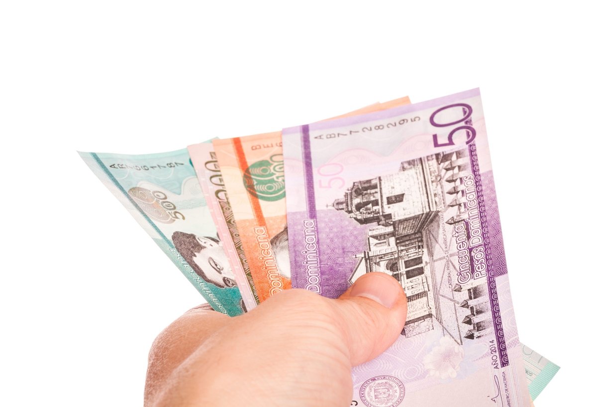 mercadorevista's tweet photo. Alianza empresarial y @conep_rd aportan RD$263 millones para combatir COVID-19 💸⠀

https://t.co/F6ZYOdd7Vn

#RevistaMercado https://t.co/Ec2d7Cqgem