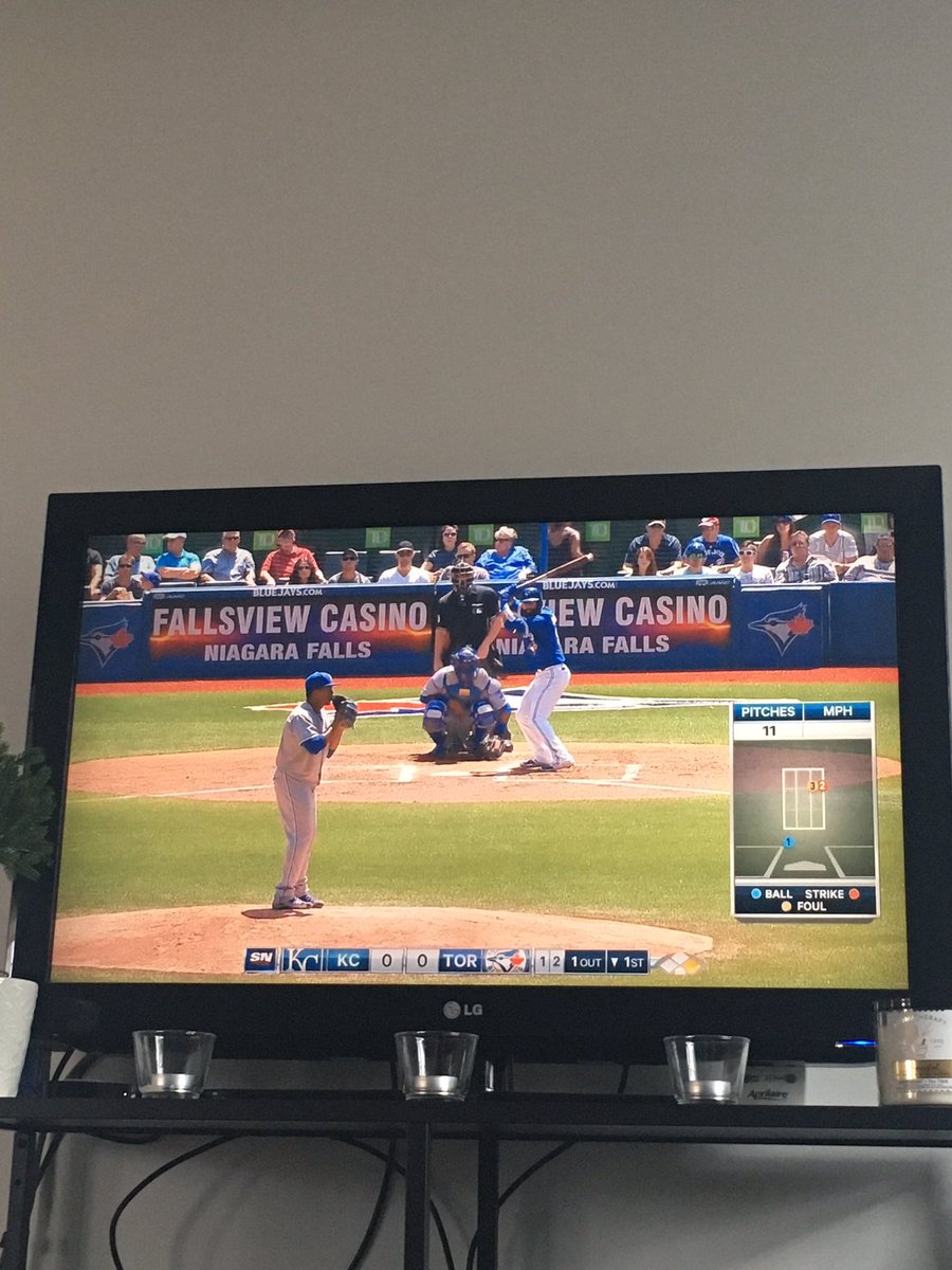 kmalecki's tweet photo. My Dad and I were at this game in 2015. Brings back great memories to see it, and all these players again. I miss this team @Sportsnet https://t.co/NyG3xCjTVR