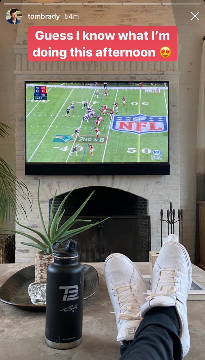 NFL's tweet photo. .@TomBrady's tuned-in for one of the greatest games in Super Bowl history...

📺: Super Bowl LI NOW on @NFLonFOX! https://t.co/7BrPx5yWlr