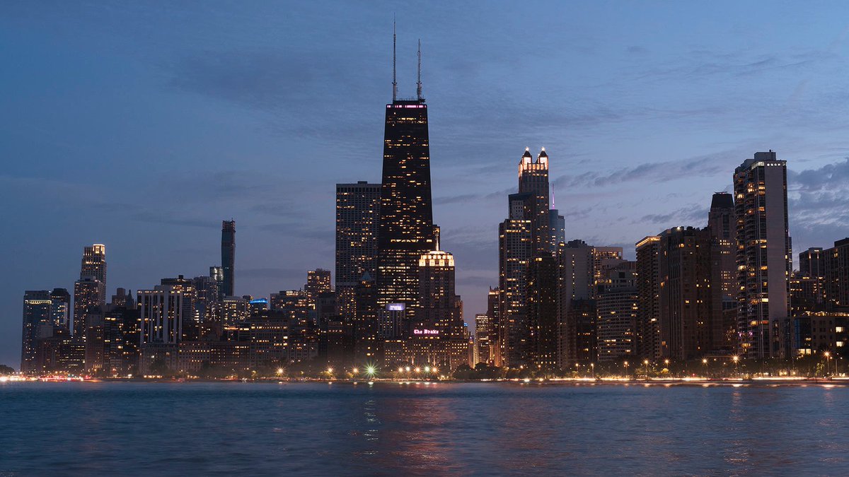 andre_adams_vfx's tweet photo. Chicago, Illinois
#cinematic #andreAdams #twilight #urban #sunset #lensculture #cityscape #sonyalpha #sonya7iii #chicity #chicago #urbanandstreet #bluehour #travel #usa #dusk #architecture #citylights #illinois #northavenuebeach #architecturephotography https://t.co/qG8DayujCF https://t.co/iqgWfmYOet