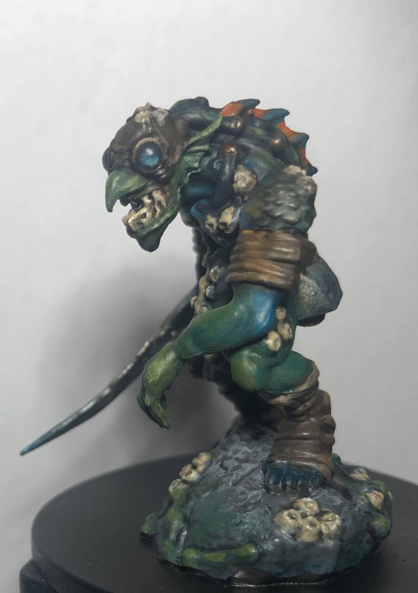 FamilyGeekStuff's tweet photo. This past week Sawyer and I have set a goal to finish painting 10 Champions for @SteamforgedLtd Godtear together. First done is Sneaky Peet and the Sneaky Stabbers!

#familygeekstuff #miniatures #MiniaturePainting #steamforgedgames #godtear #boardgames #sneakypeet https://t.co/fYSDAtb1nc