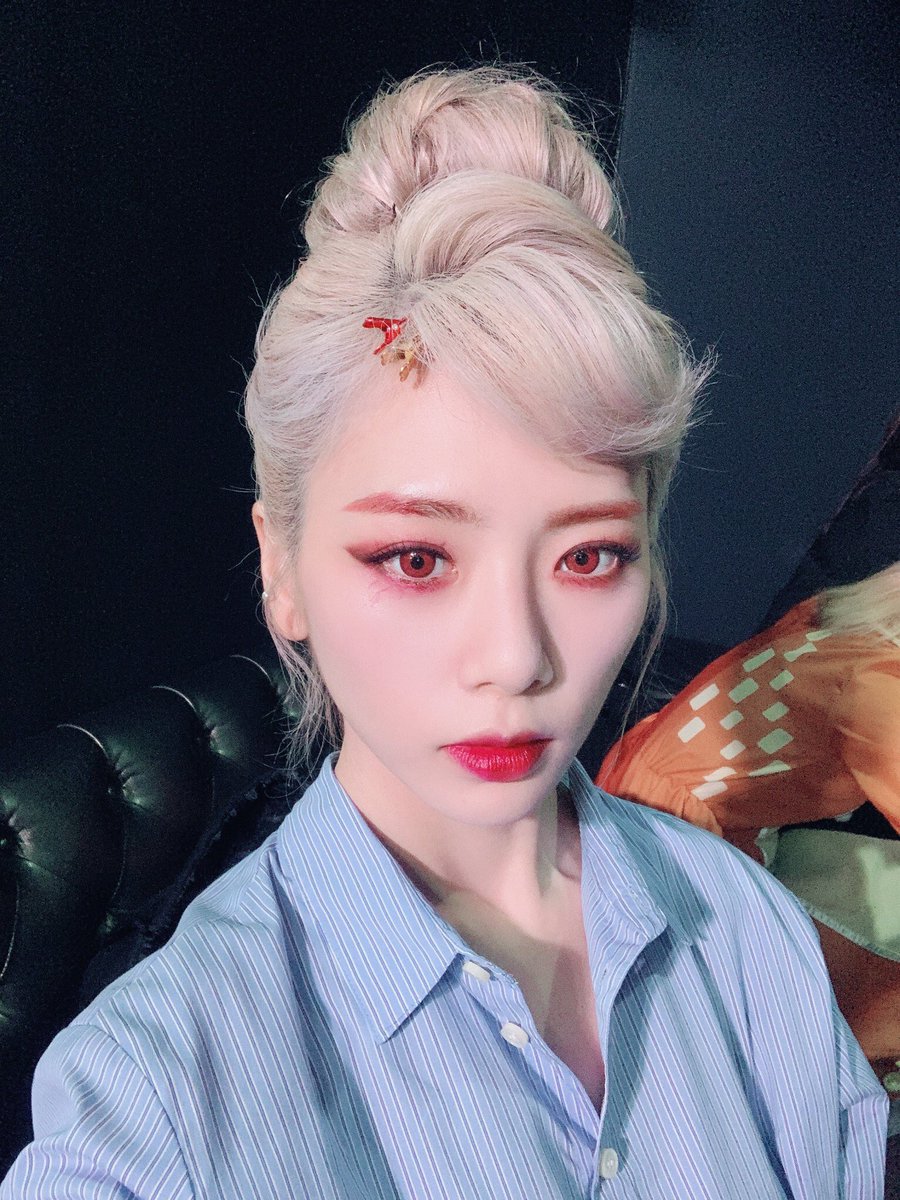kpopmakeuplooks tweet picture