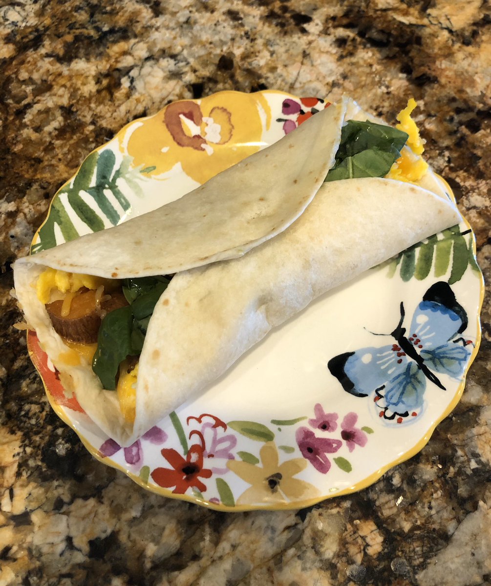 GreenAcresGrace's tweet photo. Sweet daughter made breakfast burritos for online church around the table! Worshipping with family makes my heart swell!#quarentineblessings #fellowshiponline https://t.co/IfbjibaiT9