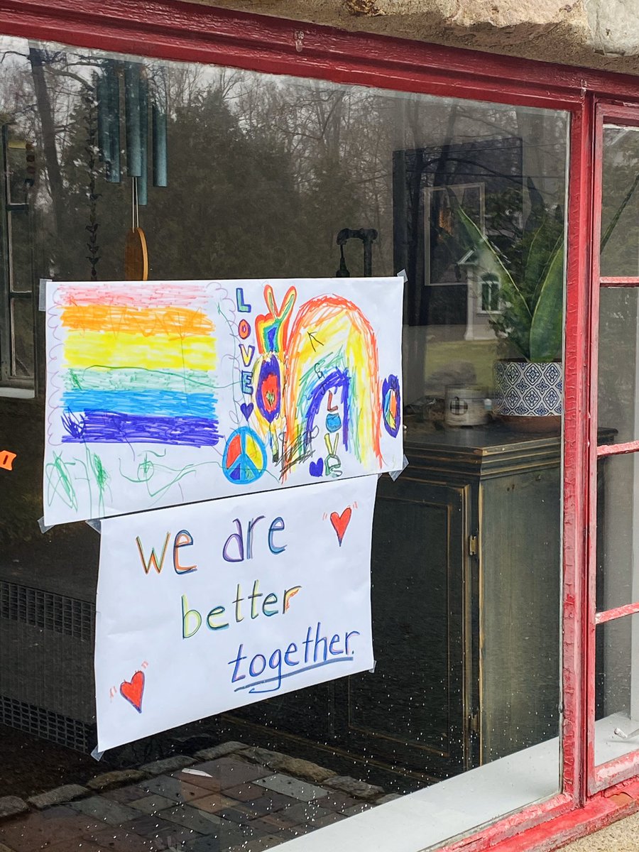 Maniac4SMedia's tweet image. 💙Greenan kiddo art #rainbowproject #StayAtHomeAndStaySafe