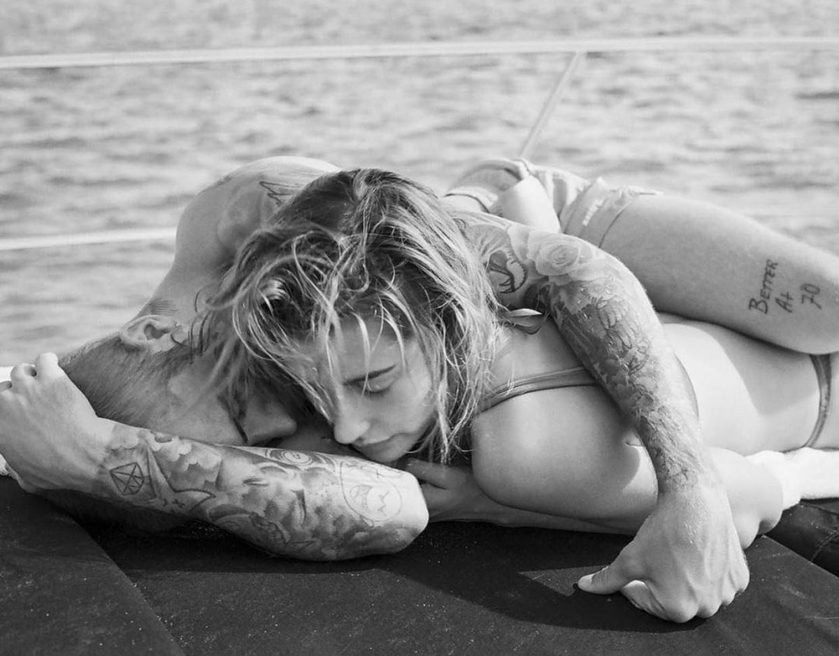 ibieberauhlIs's tweet photo. "I'm obsessed with my wife I love her so much I wish I could be perfect for her" - Justin Bieber https://t.co/1OyFifPLrW