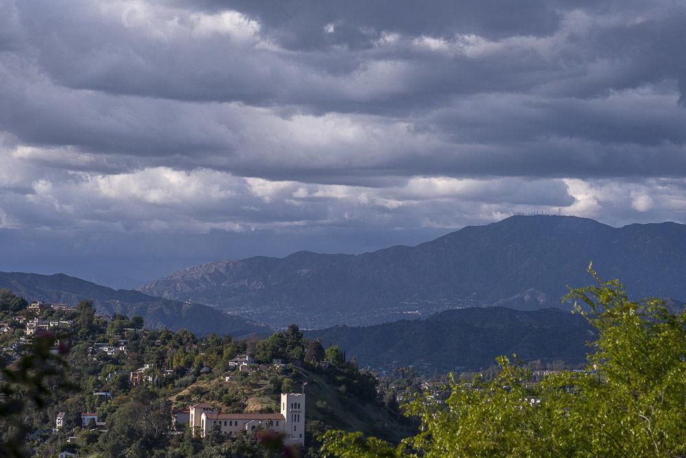 TheEastsiderLA's tweet photo. Here are some photos from our readers of the views and vistas that have provided a welcome distraction from the pandemic and all its problems. #LASkies #BoyleHeights #EagleRock #GlassellPark #HighlandPark #MountWashingtonLA #SilverLake https://t.co/pyPOa9wfbQ https://t.co/Znl0vJE3ms