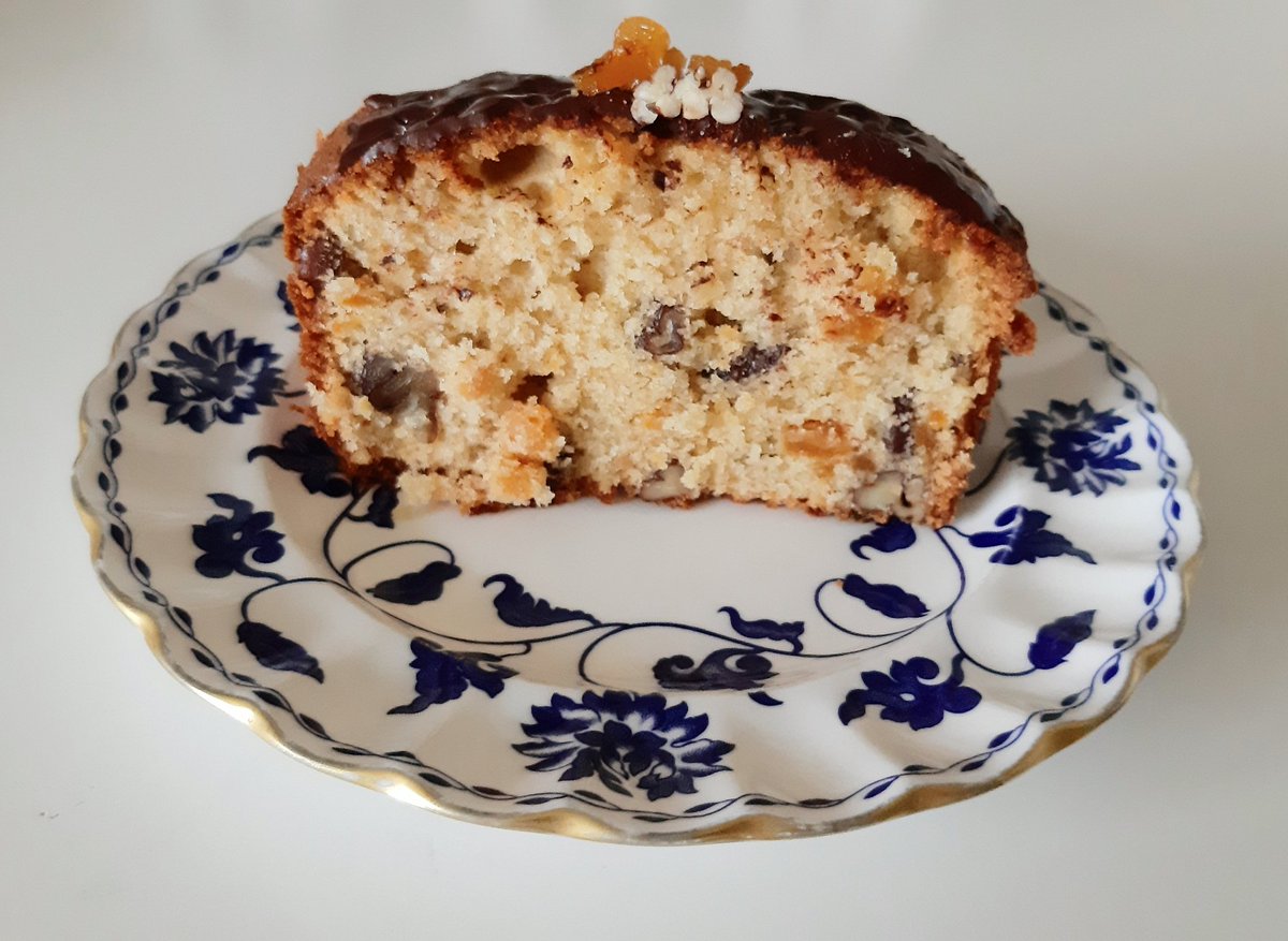 Alex_Bobsleigh's tweet photo. Apricot & Pecan Cake - 2/3rds gone already! 😊😊😊 #twitterbakealong #staysafeandbake @thebakingnanna1 @Rob_C_Allen https://t.co/pk8kdY3rPY