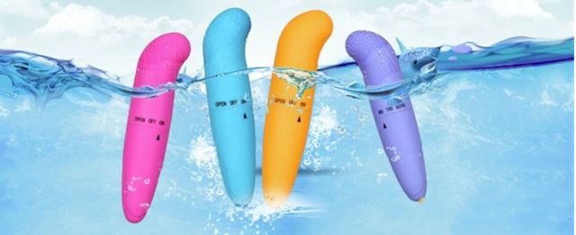 KaySeeksSingles's tweet photo. Mini G-Spot Vibrator- Purse Size -Small Powerful Bullet Clitoral Stimulation #pursesize #selfpleasure #vibrator #gspot #anal #vaginal #clitoris #giftsfoher #giftsforhim #sexylove #travelsize 

https://t.co/ieOjU9hUCX https://t.co/i57lqR7wUn