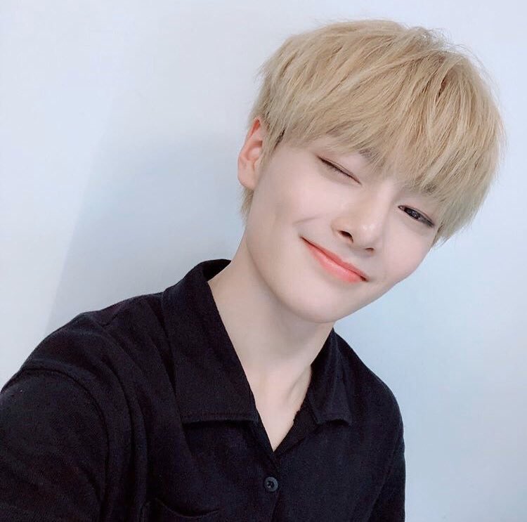 ↳ day 89 of 366Jeongin 