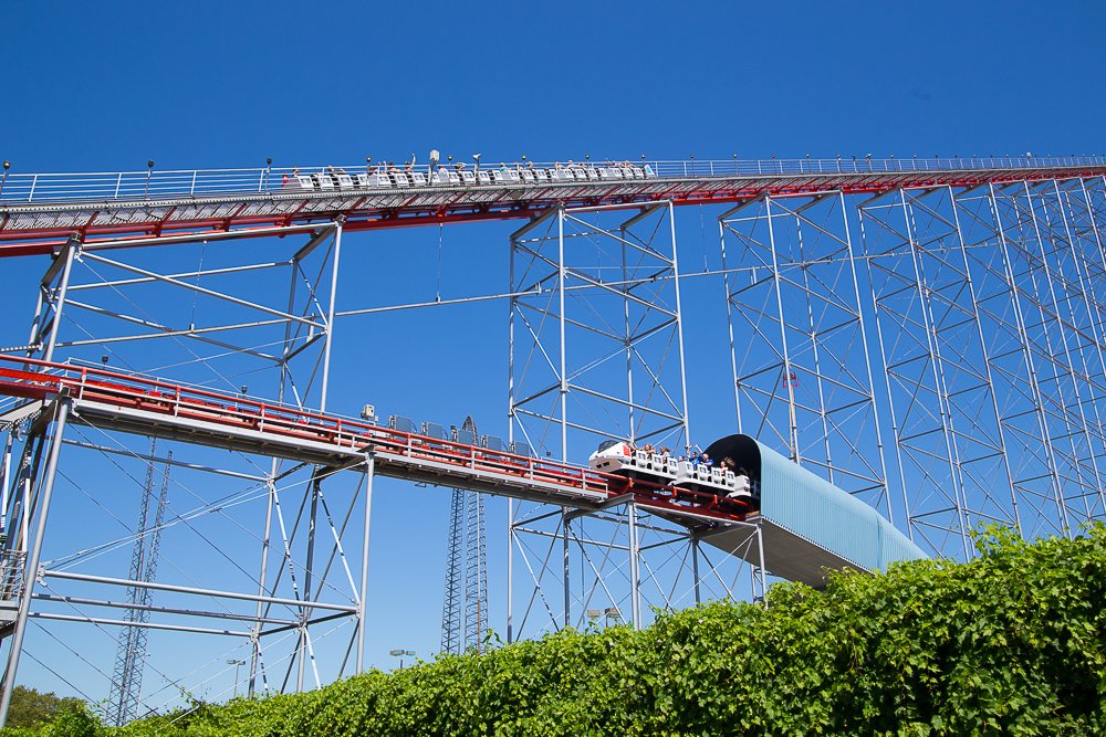 On going up, one coming home.  #MagnumXL200 #CedarPoint