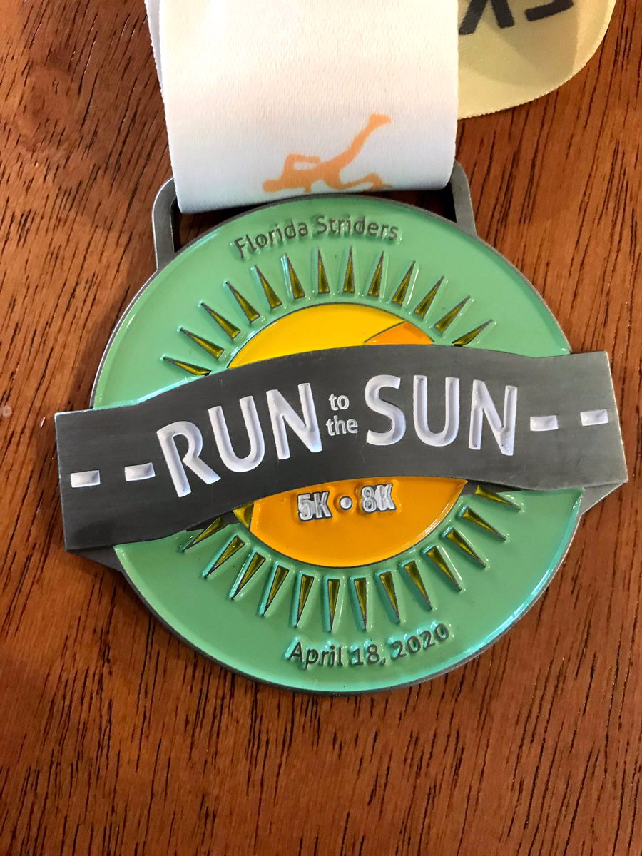 FloridaStriders's tweet image. Check out the bling! Sign up today for the RTTS Virtual Run. Feel good about yourself and give back to your community 👍. Register at thedriven.net/event.race_reg… 😎