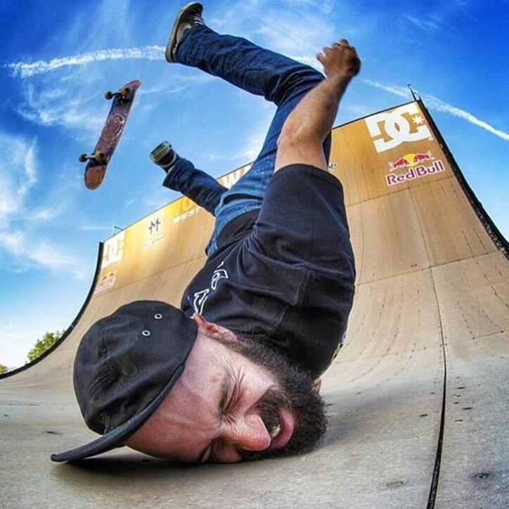 Painmaster_AUST's tweet photo. I'm thinking this man is in need of a #Painmaster!
#Faceplant #Funny #PainRelief #PainFree #DrugFree https://t.co/nsLCVmhC63