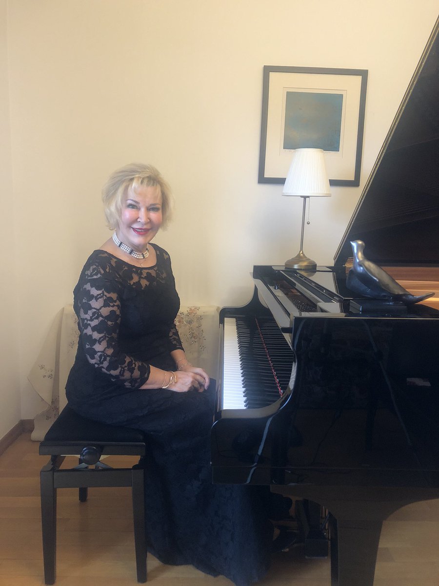 Seyahat etmeden konser vermek ne güzelmiş..