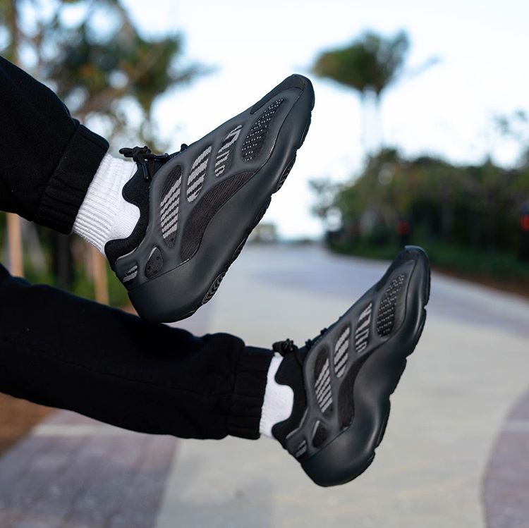 yeezy 700 v3 alvah on feet