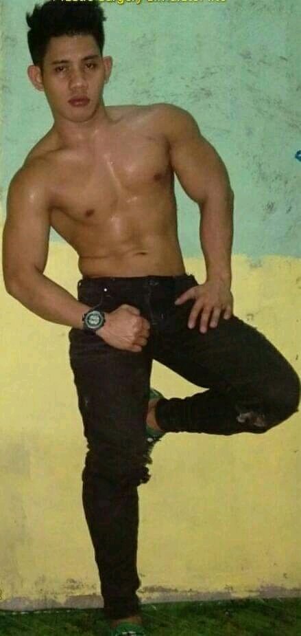RClavines's tweet photo. Fashion Model https://t.co/Tn93Lh2kSX