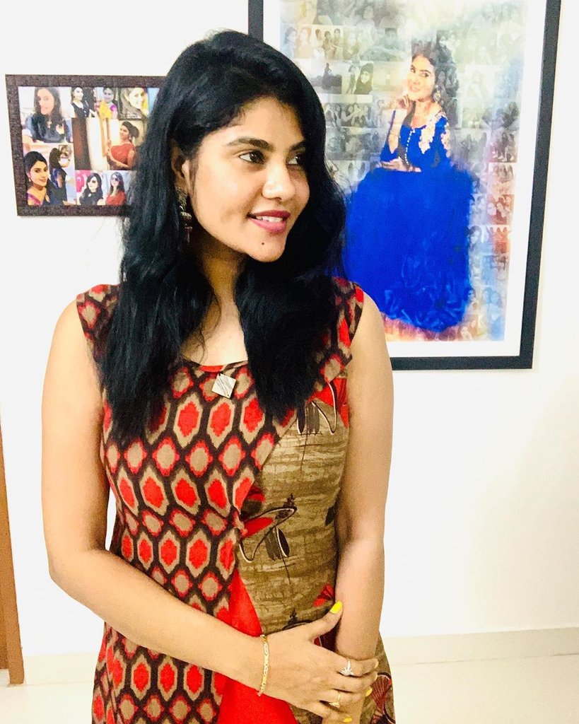 GalleryHeroines's tweet photo. #Nivisha 😍 https://t.co/9mr8NOGhUO