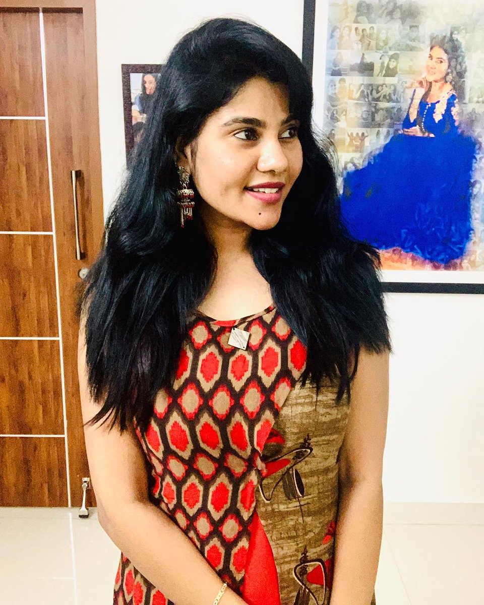 GalleryHeroines's tweet photo. #Nivisha 😍 https://t.co/9mr8NOGhUO