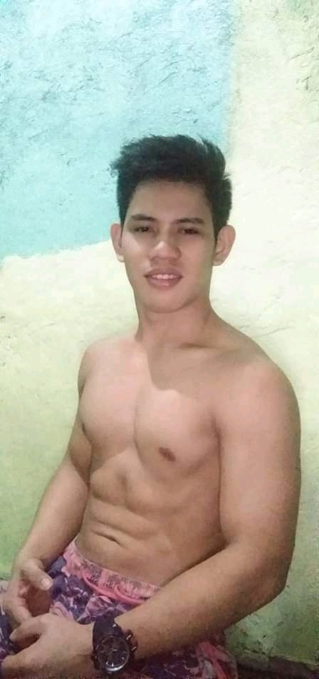 RClavines's tweet photo. Gymer https://t.co/Xg2wscHcXX
