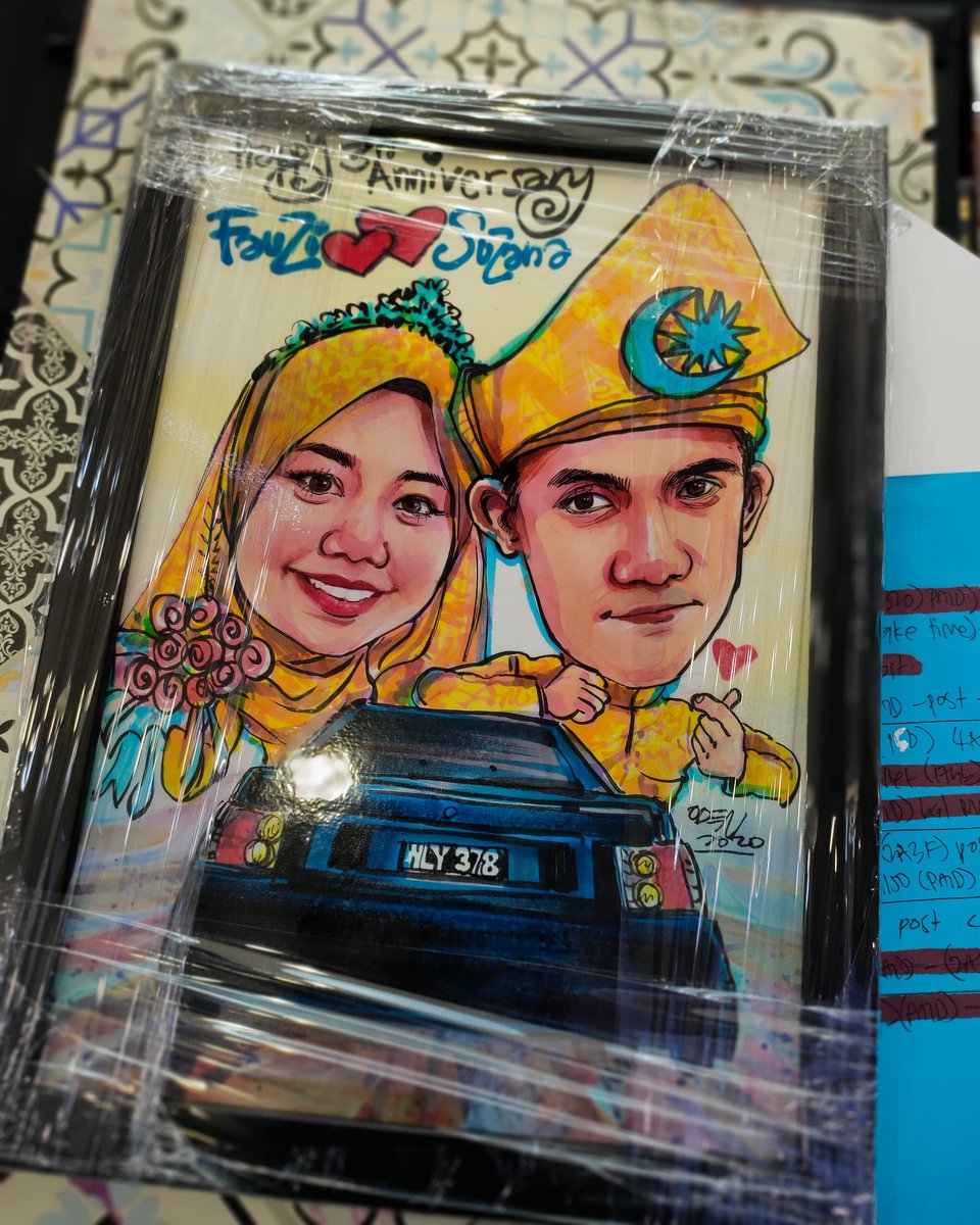 Tempahan dari Fauzi..
Lukisan ni sy proses sebelom #pkp 
Siap frame dah..
Tema wedding siap ngn kereta kesayangan..
Terima kasih 
Nnt oder lg yee.. 😍😍😍💪💪💪👍👍👍
#caricatureweddingpackagekka 
KorakoraARTstudio
#wasepCK0199222076
#ingatHADIAHingatKORAKORAART
#since2007