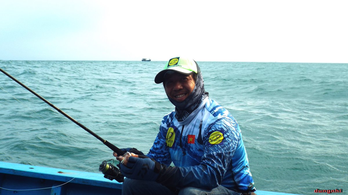 dungnhi01911301's tweet photo. Fishing on the  Danang bay, Vietnam
Mar 29, 2020.
Danang sport fishing club.
Mar 29, 2020.
(1)
...
#travel,#photography,#danang,#vietnam,#fisihing,#Danangsportfishingclub,#fujifilm https://t.co/bHkEgq2PGc