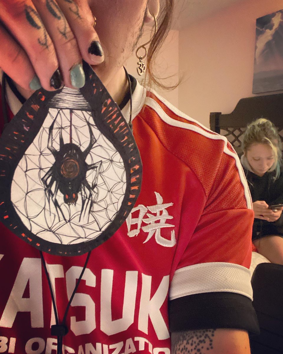 llumii_'s tweet photo. cagęd 🕷🌙 https://t.co/C6Hboz7Ocd