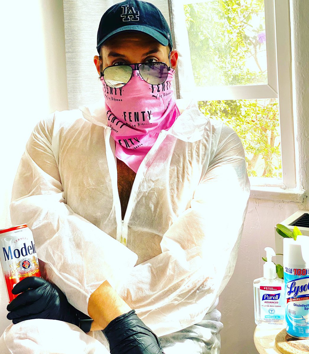 Wontiver's tweet photo. Judging you hoes not social distancing...
#Coronavirustruth #staythefuckhome #stayhome #coronavirusmeme #SocialDistanacing #missrona #lysol #purell https://t.co/WAKoAuUcjc