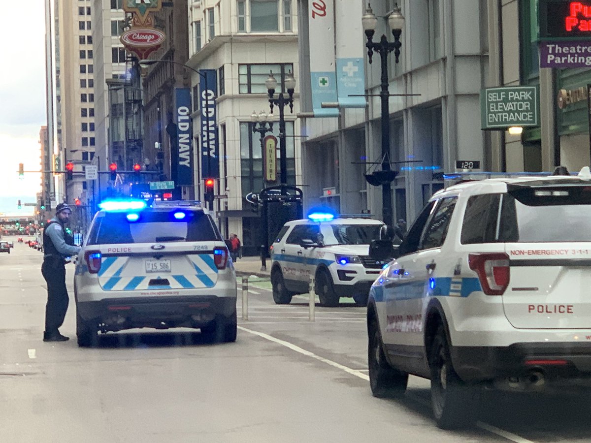 Chicago_Police's tweet photo. Despite the Shelter-In order by Gov Pritzker and Mayor Lightfoot crime continues to take place in Chicago. Chicago Police units continue to fight crime on foot, patrol car or horseback. #CPDMediaCar https://t.co/zyckgwifV5