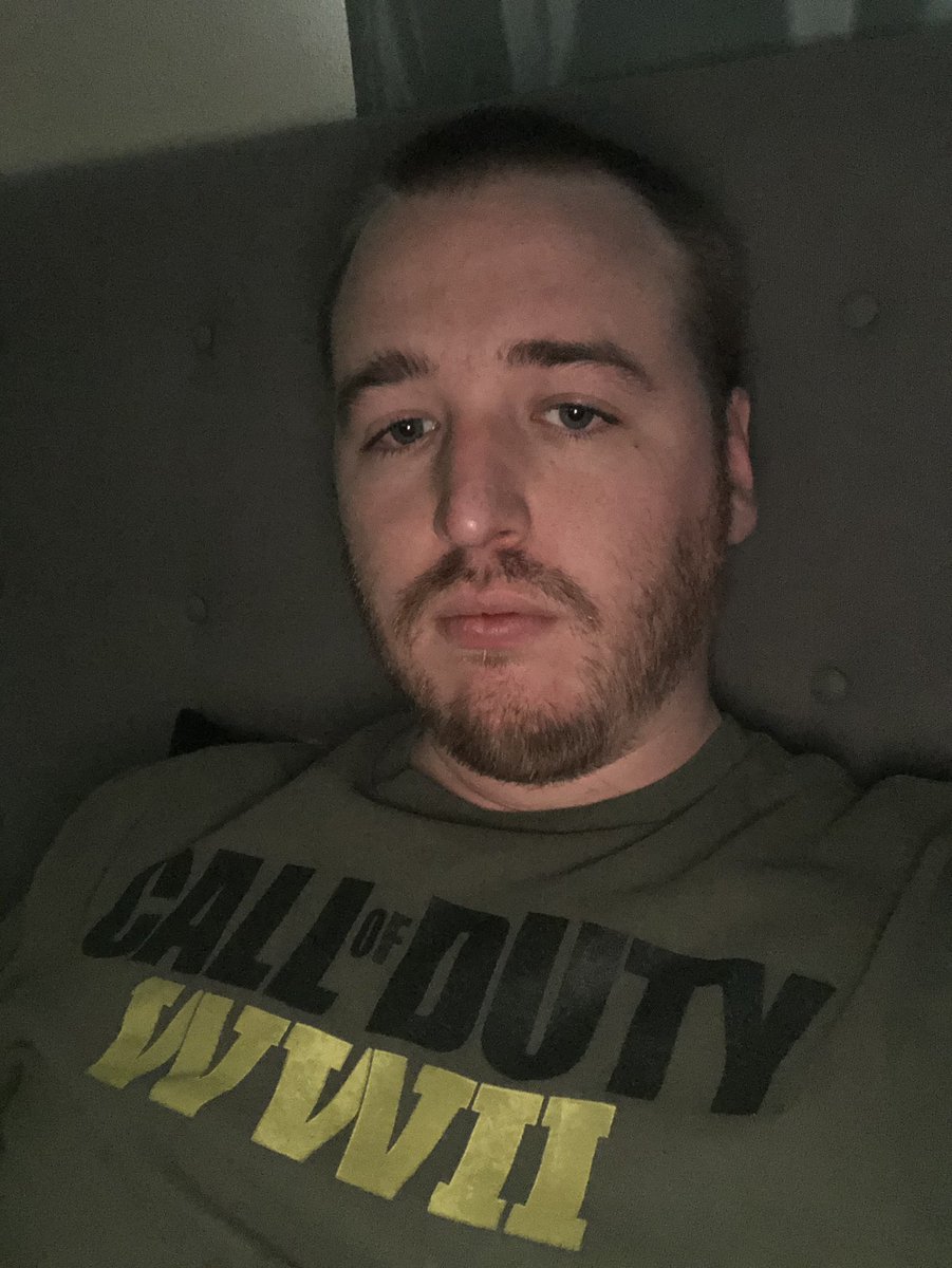 VersatileSlayR's tweet photo. Got my ww2 shirt on that means if i can get enough for that lobby will start the night off with $8s on that game. If not mw or mwr will be in the plans. Comment or dm what you prefer! Thanks. https://t.co/oFD49ZV98B