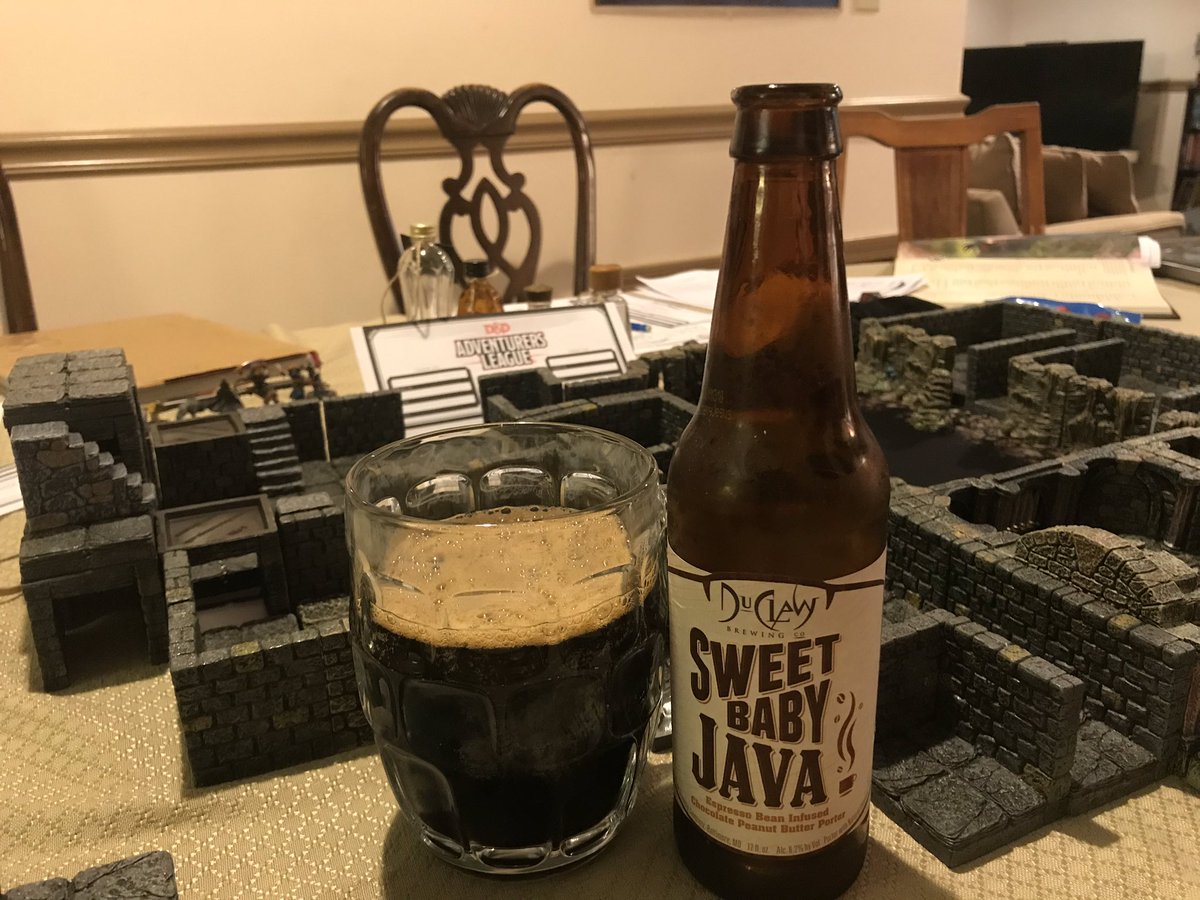PadmesLover's tweet image. @DuClawBrewing #SweetBabyJava espresso bean infused chocolate peanut butter porter 
Peanut butter &amp;amp; chocolate aroma w a hint of coffee
Chocolate &amp;amp; roast flavors w background palate of peanut butter &amp;amp; alcohol
Moderately bitter grain/coffee finish

6.2% abv