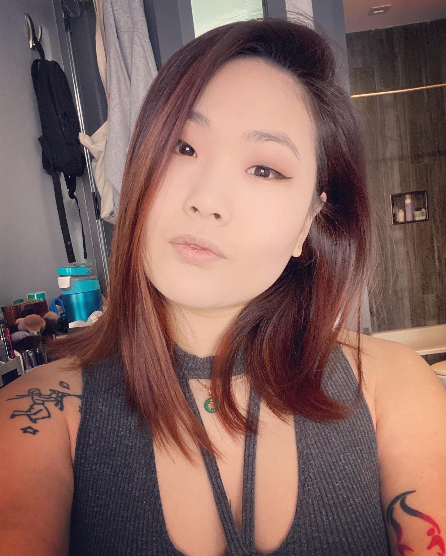 2 pic. Still in lockdown, still killing it https://t.co/MFrSrQPL84