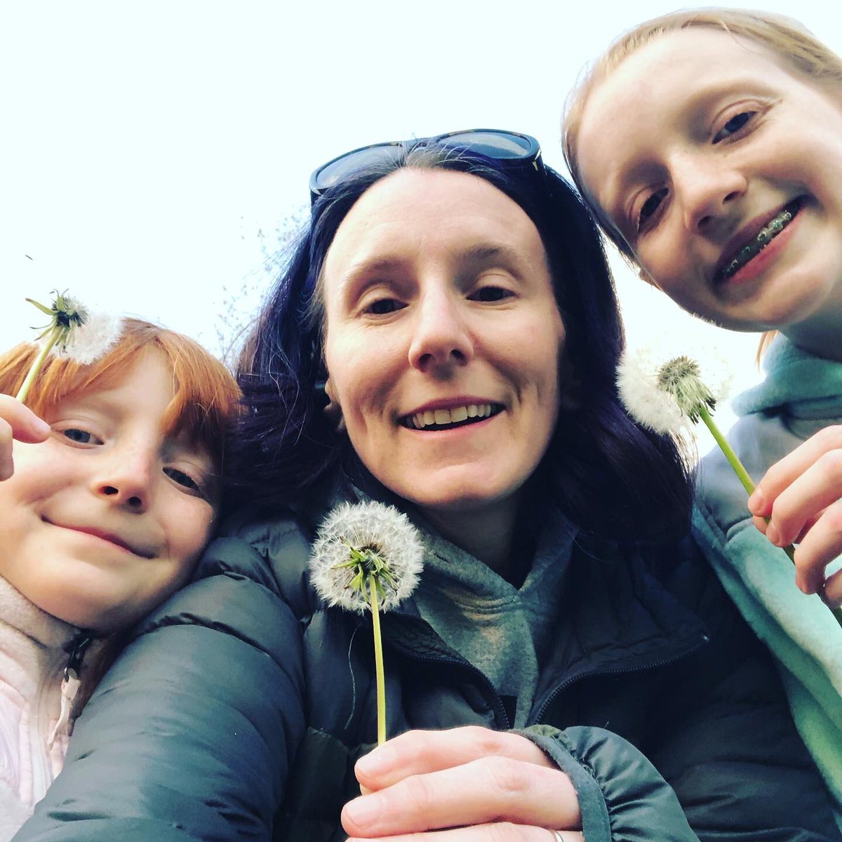 katiebishop's tweet photo. Making wishes on a walk neither of them wanted to go on.
At the house:
Me: Come on! We are going for a walk!
B: OUTSIDE???
E: Why? Why? Why mom?
#parenting #covid19 #outsidetherapy https://t.co/eG4xDZyLZN