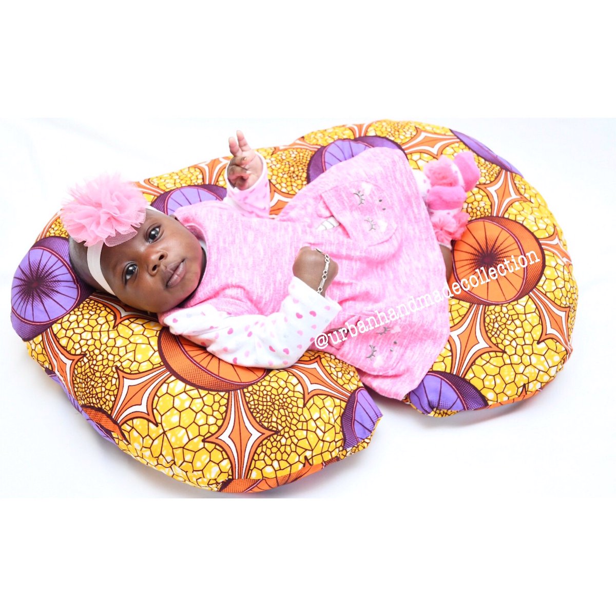 urbanc_gmb's tweet photo. We made an African print boppy pillow for our #UrbanPrincess before she got here for feeding & support throughout her first year.The multipurpose pillow lifts baby to a more comfortable position for feeding then transitions to the perfect spot for breastfeeding,bottle feeding 1/2 https://t.co/dh8MCoRiyk