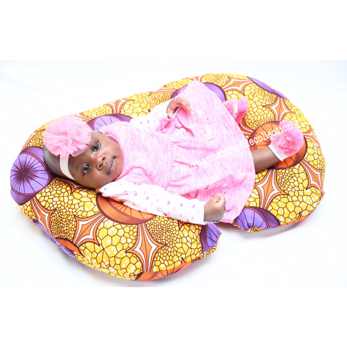 urbanc_gmb's tweet photo. We made an African print boppy pillow for our #UrbanPrincess before she got here for feeding & support throughout her first year.The multipurpose pillow lifts baby to a more comfortable position for feeding then transitions to the perfect spot for breastfeeding,bottle feeding 1/2 https://t.co/dh8MCoRiyk