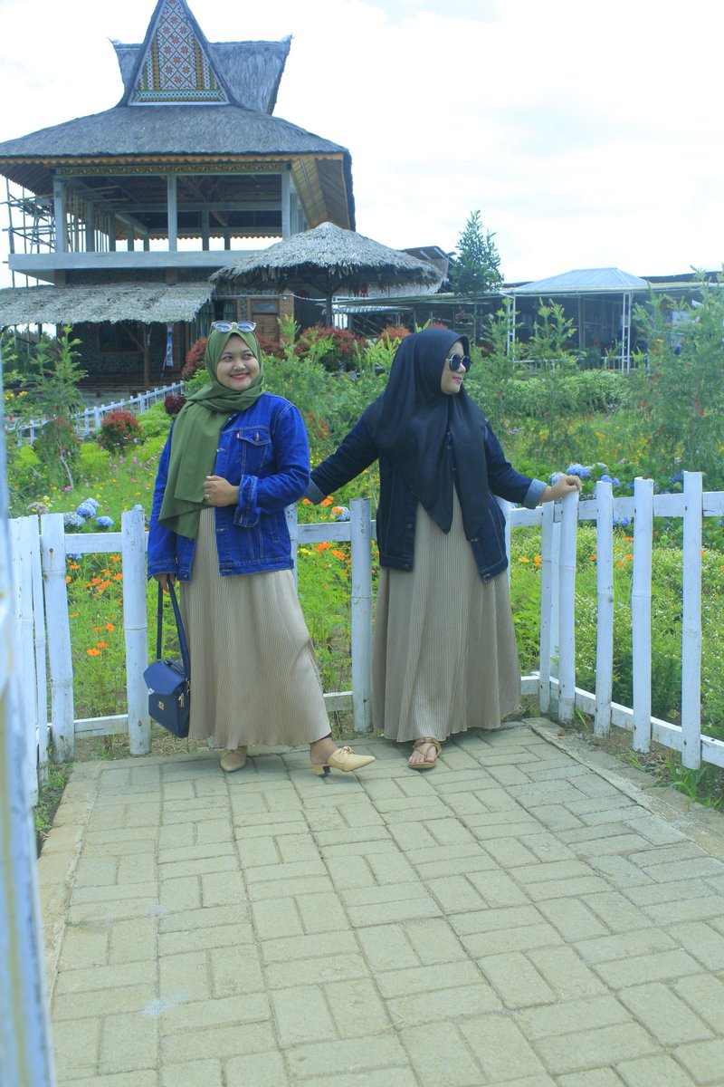 Dinda Tri Utari tweet media
