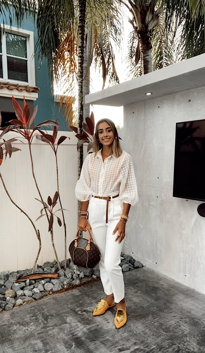 Kmpg1989's tweet photo. Cuatro de los outfits que cree en mi último IGTV 💛 1,2,3,4?   *si no lo han visto pueden ir a mi página de Instagram y darse una vueltita, los hago con mucho amor y cariño @krys_pantoja* https://t.co/VjixAq1I0c