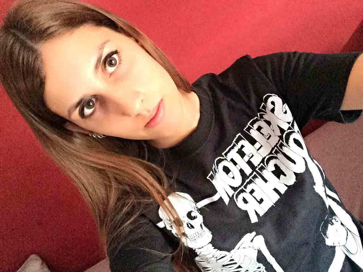 Skeleton_Touch's tweet photo. #SKTR Design #002 “XXX Maniak” HQ, breathable 50/50 blend Jerzees brand.
Printed with 2 ink colors. Front: #SkeletonToucher Back: #XXXManiak
Sizes: S-XL avail.-$16.66 each including shipping in the US!
DM to order. #trapmetal #streetwear #brand #darktrap #deathmetal #goregrind https://t.co/nGanwDeRSd