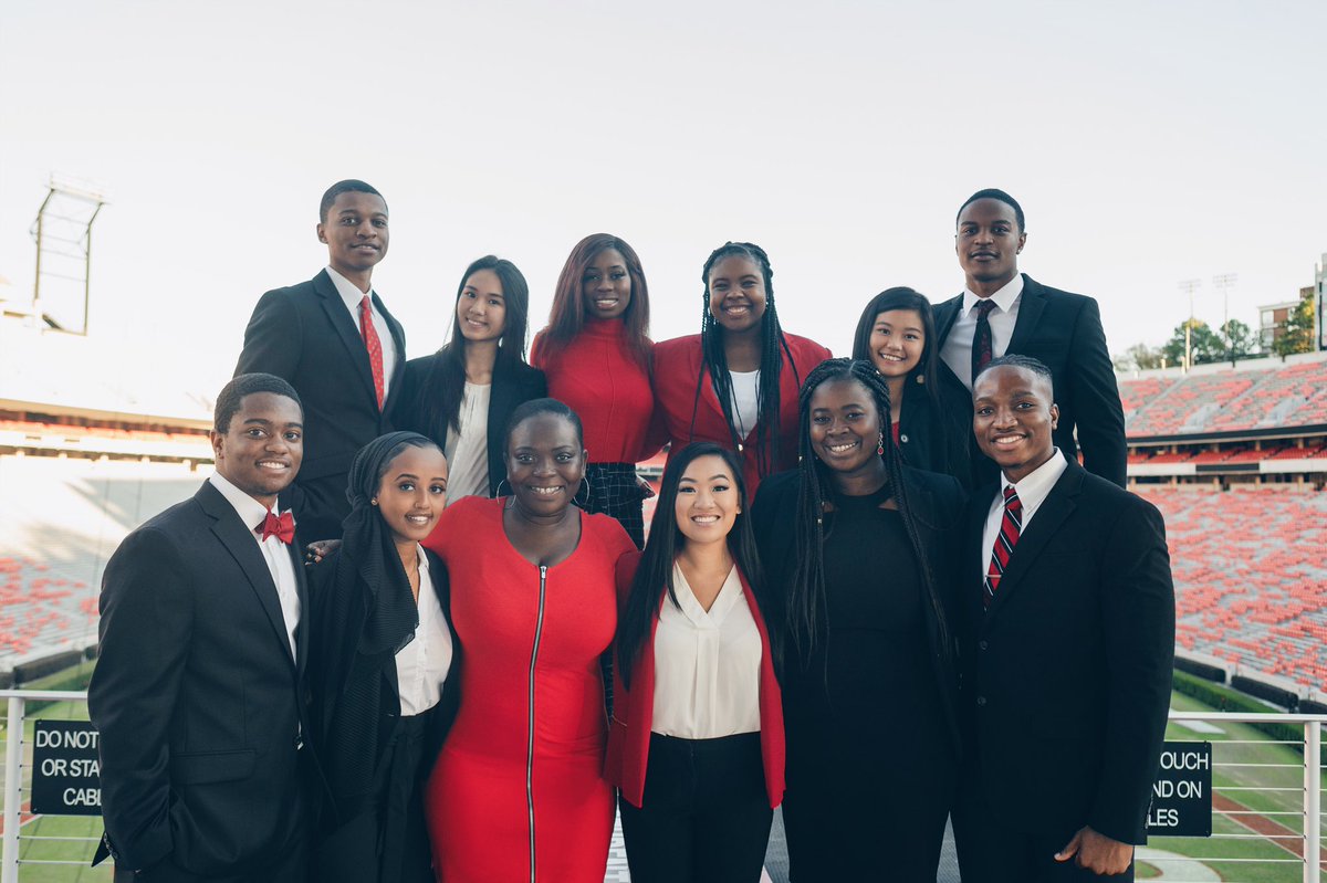 ugaMSSA's tweet image. Thank you to @universityofga’s Minority Student Science Association’s 2019-2020 Executive Board for an amazing year so far 🐾👨🏿‍⚕️👩🏽‍🔬👨🏾‍💼👩🏻‍⚕️🐾