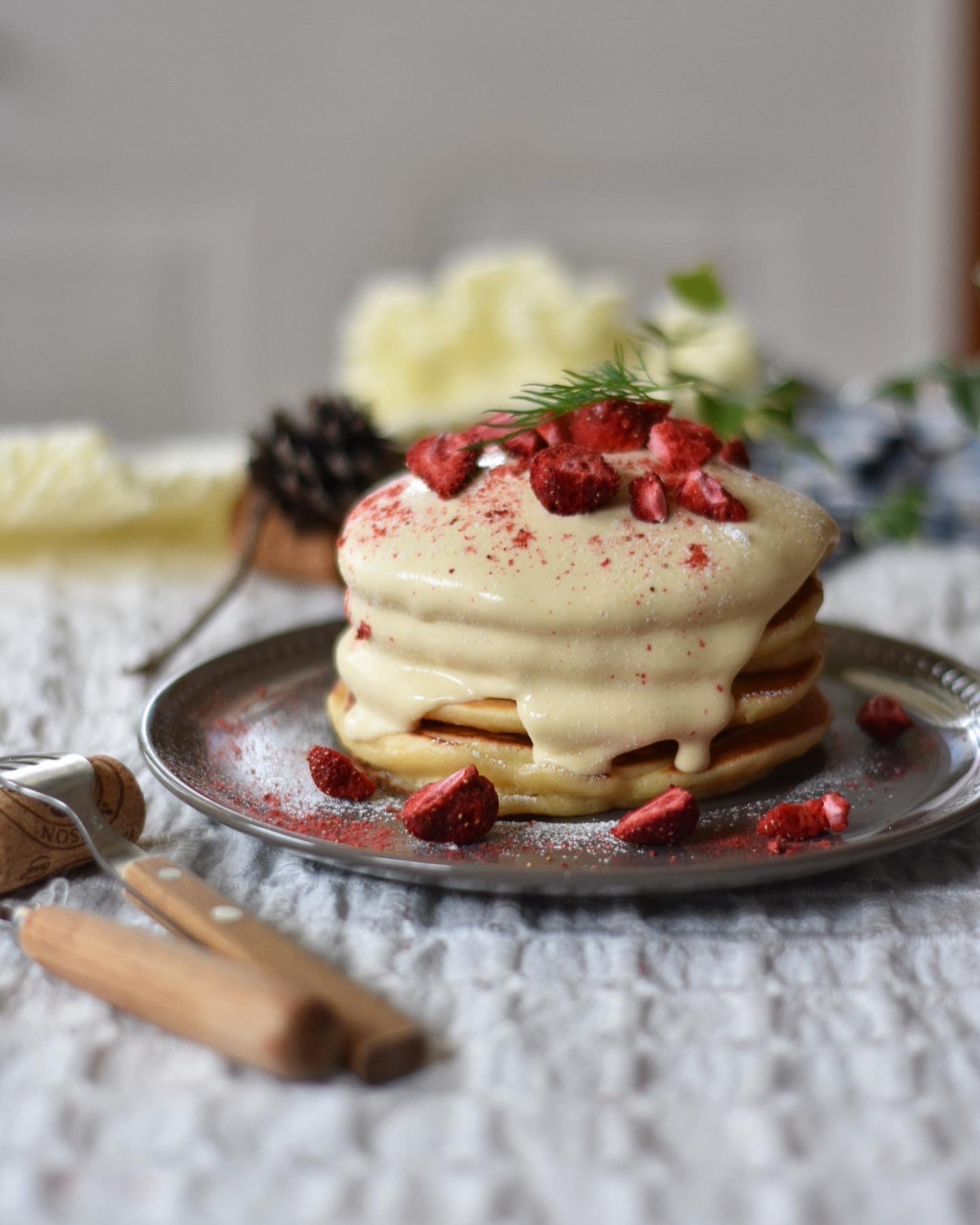 くらら در توییتر 娘3のリクエストで朝からパンケーキ またかよー 余っとる卵白使いたいから卵白多めに ヨーグルト ハチミツも入れたらいい感じに焼けた 朝ごはん おうちカフェ コッタ