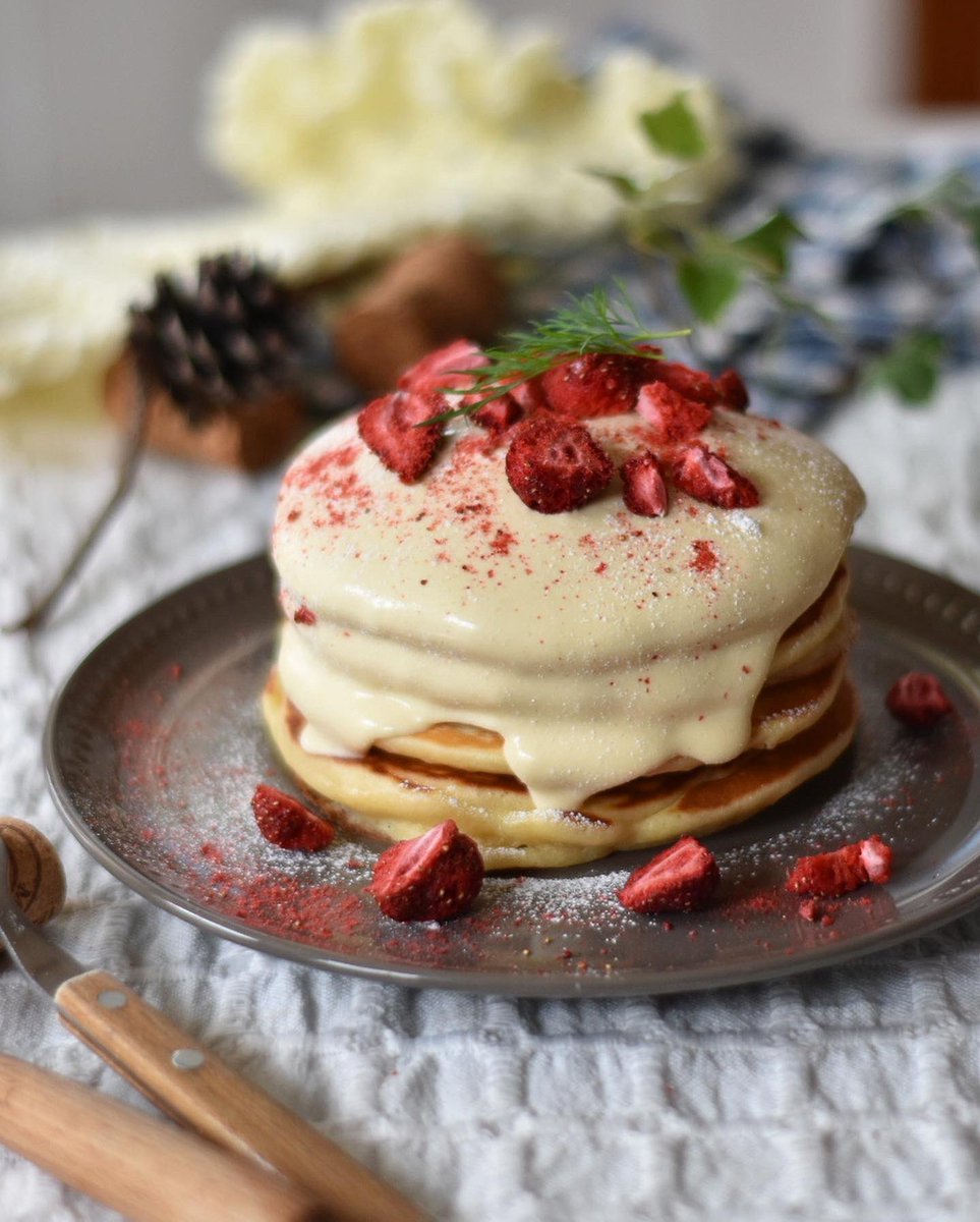 くらら در توییتر 娘3のリクエストで朝からパンケーキ またかよー 余っとる卵白使いたいから卵白多めに ヨーグルト ハチミツも入れたらいい感じに焼けた 朝ごはん おうちカフェ コッタ