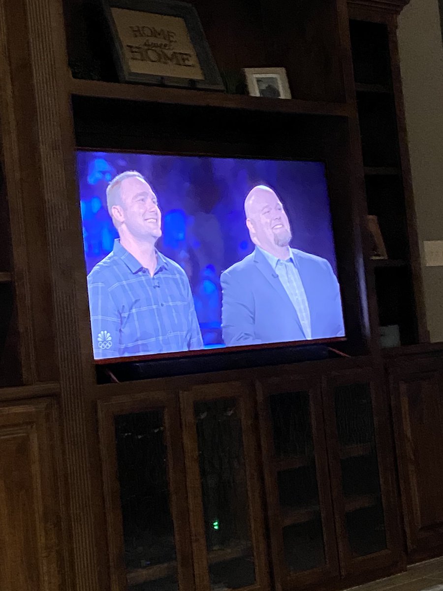 christi_hammett's tweet photo. Love this! Good luck to the Brown brothers! #aubreyproud #inspiringchaps @nickcbrown @ambsbrown https://t.co/o6nC7ZSFhX