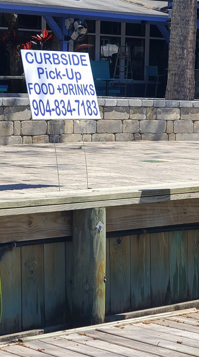jahali40's tweet photo. PVO Bar and Grill, Ponte Vedra, FL. Supporting small business #PayItForwardLIVE https://t.co/kVhYxu3AAH