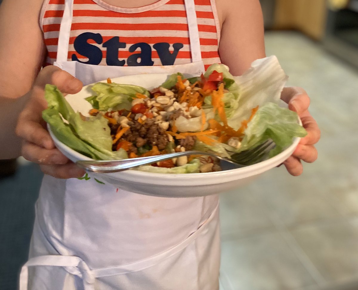 jessgrondin's tweet photo. LilGee made dinner for us!! And it was so delish. Chicken lettuce wraps will now be a regular part of our rotation. Thanks, @RaddishKids. #radkidscook https://t.co/9SQmbVqlrE