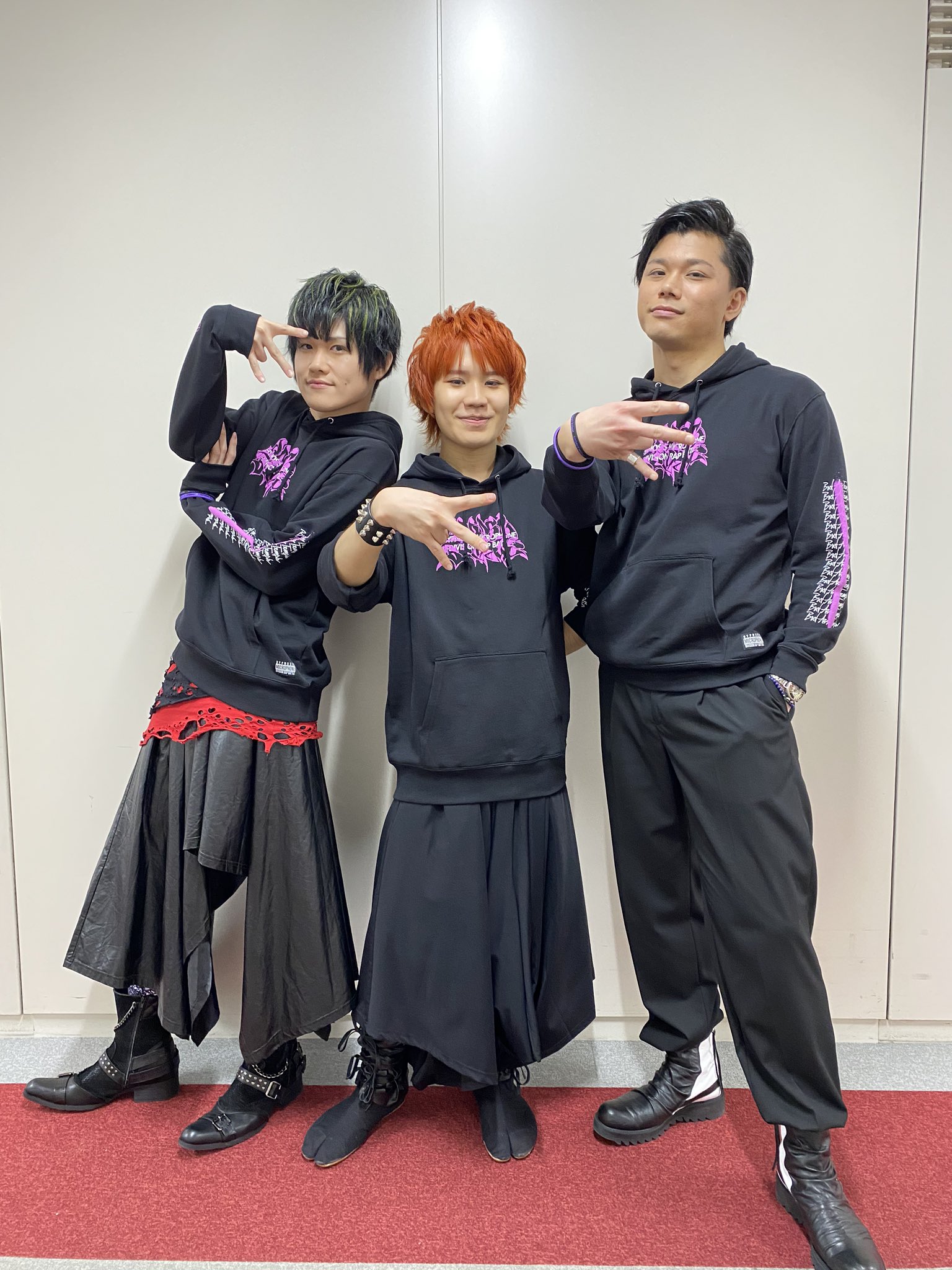 竹内 栄治 ナゴヤディビジョン出番の時のダンサーさん達と ステージを最高に盛り上げて下さって こちらもテンションが何倍にも上がりましたー ありがとうございました あとナゴヤのパーカー めっちゃカッコいい ヒプマイ