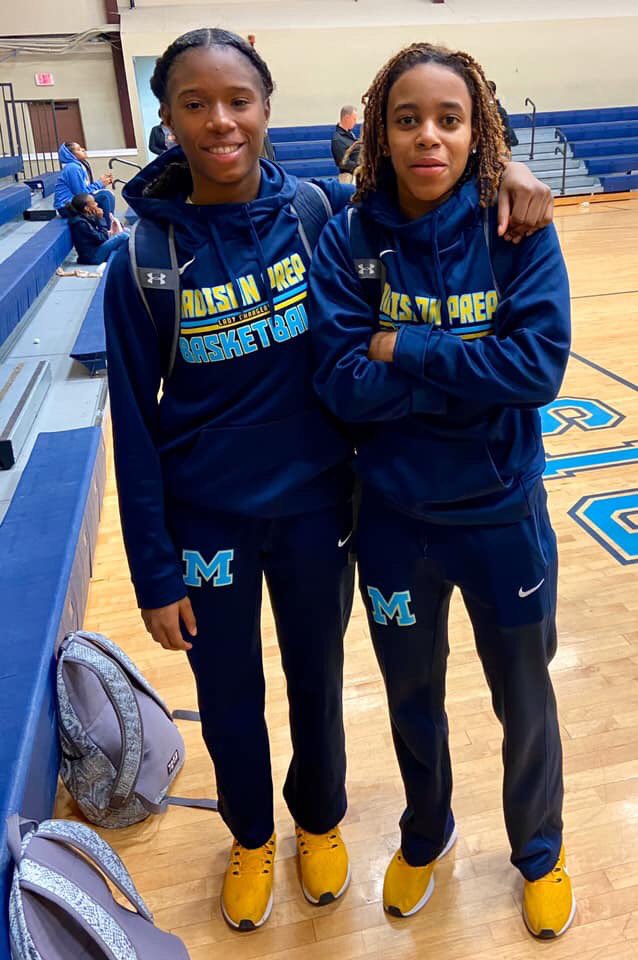 La_United22's tweet photo. Congrats to ‘22 @g0ldxlayy21 and ‘22 @_23Grind on being selected to the 7-3A all-district team!!! #SinceGrasshoppers #EPelite https://t.co/PWFhIpLlyy