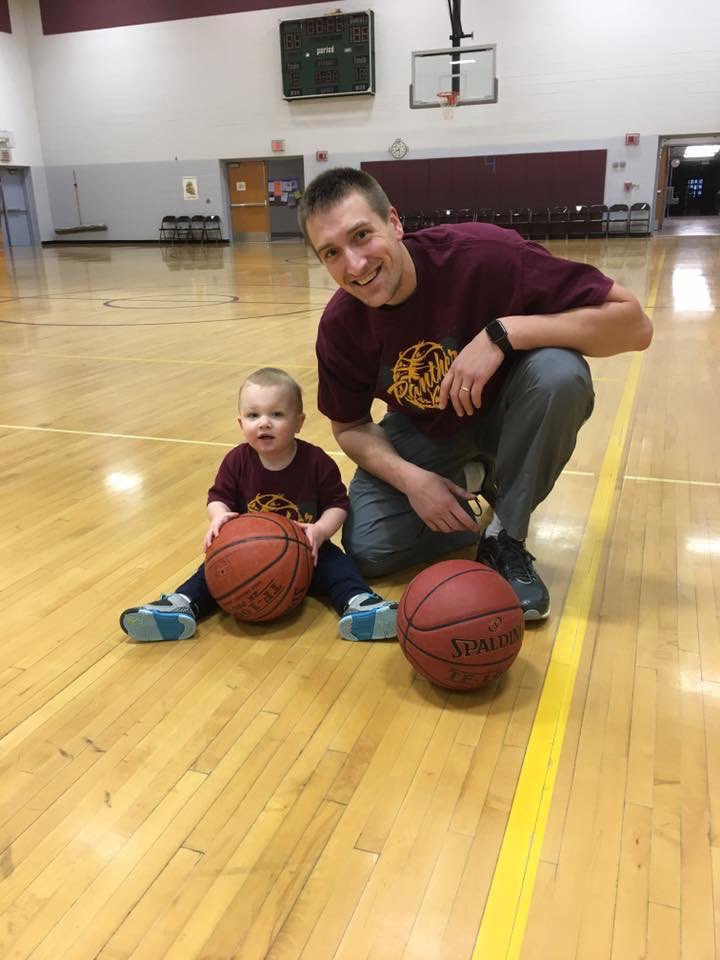 HeatCheckTime's tweet photo. Coaches Challenge! Once you are nominated you have 24 hours to post a picture(s) of yourself coaching or you donate $20 to local charity. You then nominate four coaches. I nominate: @Dokkebakken3 @Mike_Johnson55 @sarinoga @CoachnNoga https://t.co/ShSFwgfcRd