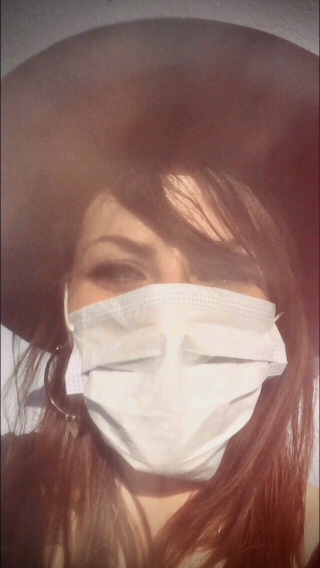 fairuza's tweet photo. HI ALL PLEASE READ! blog on https://t.co/2QJmhGRm7j My niece reached out to me as she is a registered nurse in Manhatten. She is on the front line. Please support her campaign and share far and wide! https://t.co/AGUUDVd4p0 https://t.co/Q58VjNSw2F