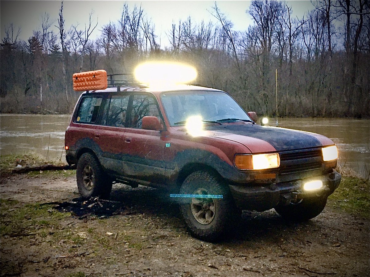OutdoorSkinners's tweet photo. Out in the Allegan woods while spending time quarantine with the family. https://t.co/XCmKNZW3Jq